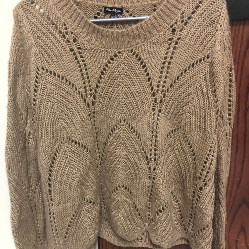 Tan khaki colored scalloped bottom knitted sweater